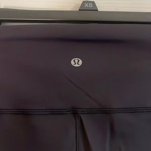 Black Lululemon Wunder Train High rise 28”. Size 6.